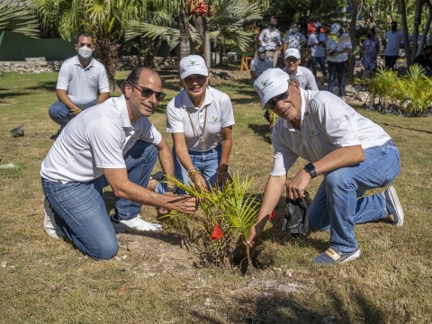 Grupo Puntacana celebra Día Internacional del Turismo reafirmando su compromiso con el medioambiente  