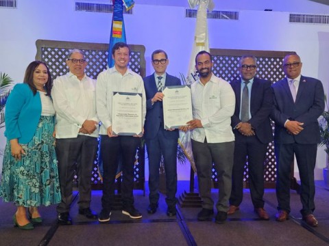 Airports Management Services (AMS) y la Corporación Turística de Servicios Punta Cana (CTSPC) reciben certificación en Seguridad y Salud en el Trabajo (SST) 
