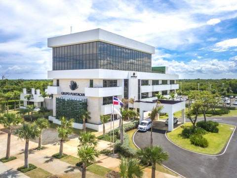 Grupo Puntacana entre las empresas con mejor reputación corporativa de la región en 2025, según revista Summa