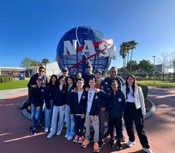 Estudiantes de Puntacana International School participan en programa de entrenamiento de astronautas de la NASA