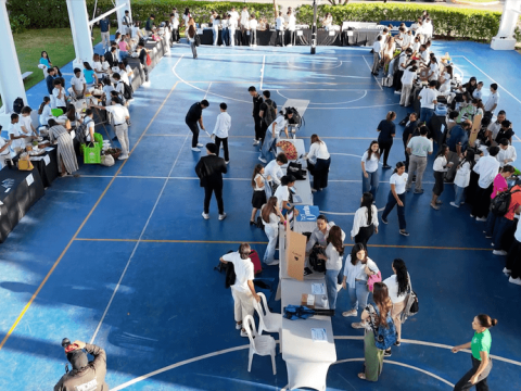 PCIS celebra su 3ra edición de la Feria de Emprendimiento: “Formando Líderes con Conciencia Social y Ambiental”